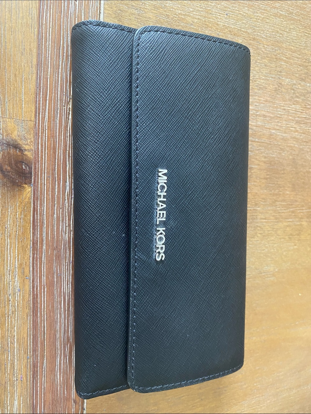 Michael Kors Jet Set Large Trifold Wallet Black Leather Silver